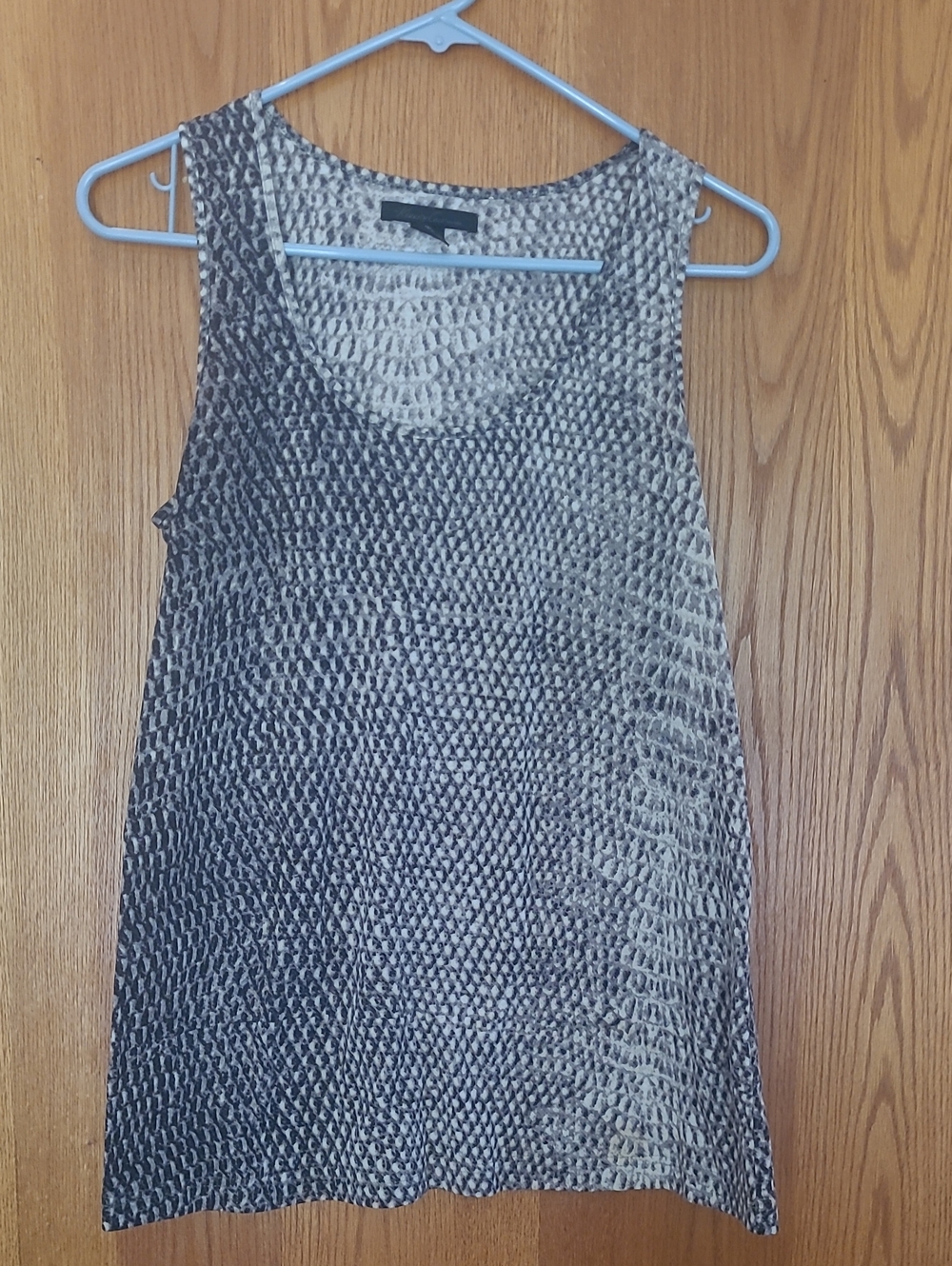 Kenneth Cole Gray Snake-Print Scoop Neck Tank
